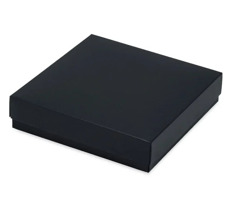 Pakowanie z ozdobne laminowane czarne pudełko
